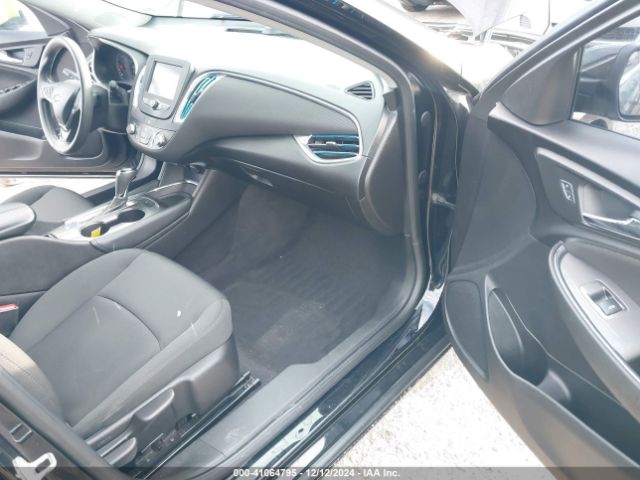 1G1ZE5ST8HF123916 Chevrolet MALIBU 1LT