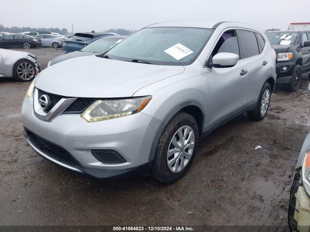 Nissan ROGUE S 2016 KNMAT2MV7GP609018 Image 2