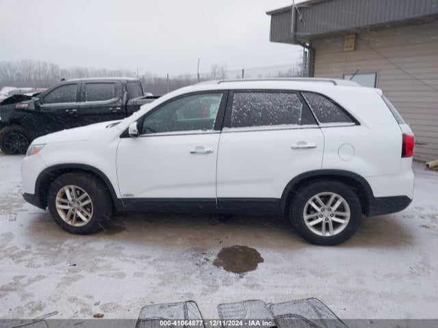 KIA SORENTO LX 2014 5XYKTCA68EG508061 Image 15