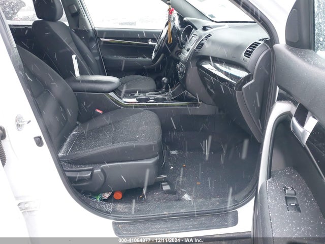 KIA SORENTO LX 2014 5XYKTCA68EG508061 Image 5