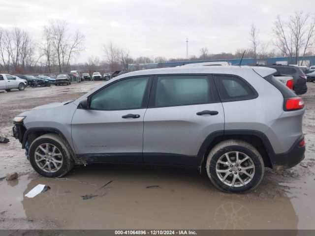 1C4PJLAB7HW663474 Jeep Cherokee Sport Fwd