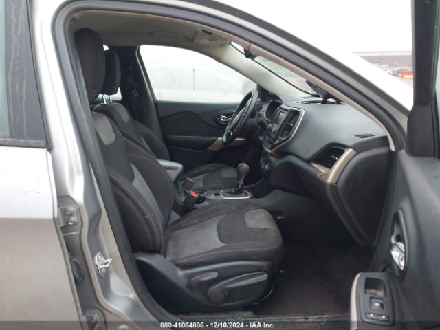 1C4PJLAB7HW663474 Jeep Cherokee Sport Fwd