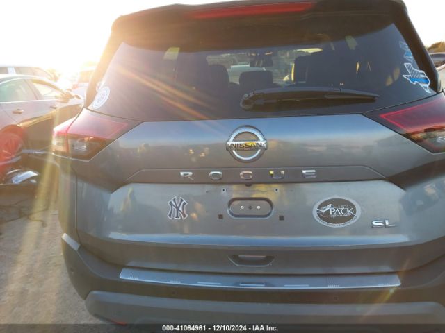 5N1AT3CA6MC831455 Nissan Rogue Sl Fwd
