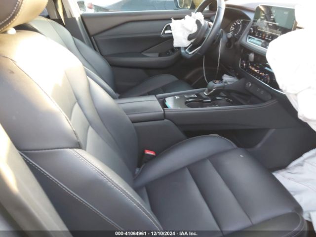 5N1AT3CA6MC831455 Nissan Rogue Sl Fwd