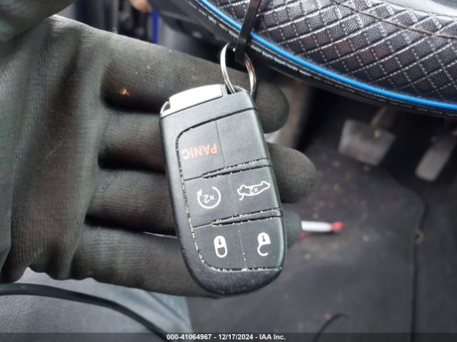 1C3CCCCB9FN549392 Chrysler 200 C