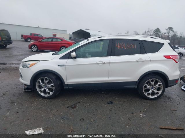 1FMCU9J93EUE19412 Ford Escape Titanium