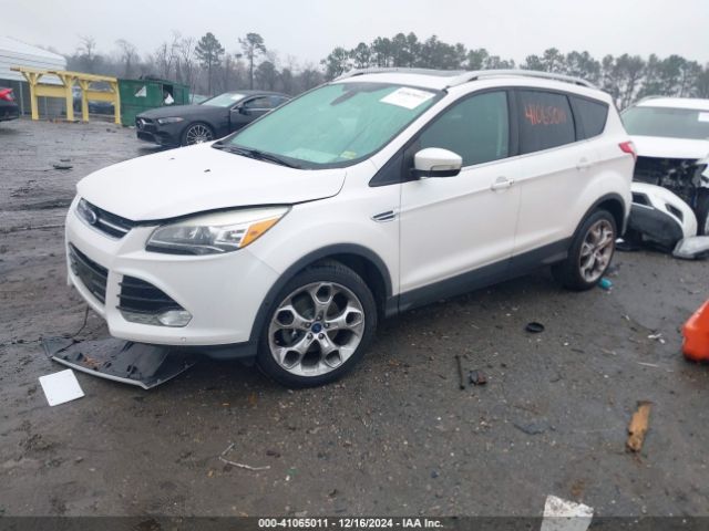 1FMCU9J93EUE19412 Ford Escape Titanium