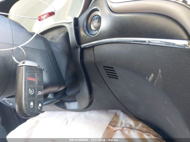 1C4RJEBG5HC828888 Jeep Grand Cherokee Limited 4x2