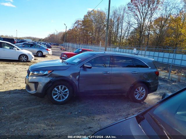5XYPGDA52KG528440 KIA Sorento 3.3l Lx