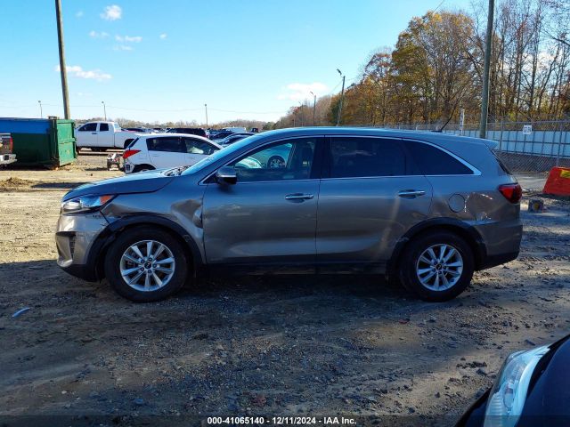 5XYPGDA52KG528440 KIA Sorento 3.3l Lx