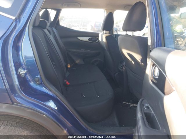 JN1BJ1CR3KW344432 Nissan Rogue Sport S