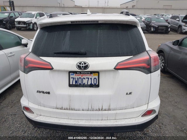 Toyota RAV4 LE 2017 2T3ZFREV6HW342204 Image 17