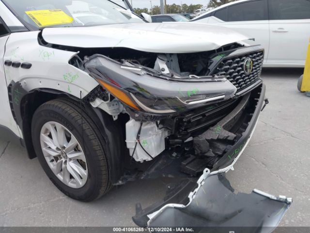 7MUCAAAG3RV098629 Toyota Corolla Cross Le