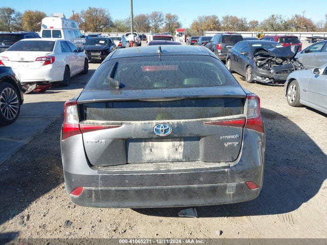 JTDKARFU6K3094651 Toyota Prius Limited