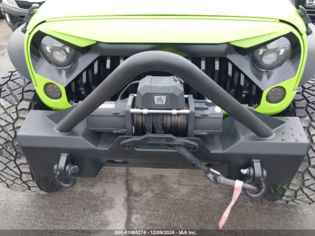 1C4BJWDG1HL503918 Jeep Wrangler Unlimited Sport 4x4