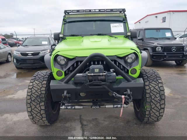 1C4BJWDG1HL503918 Jeep Wrangler Unlimited Sport 4x4