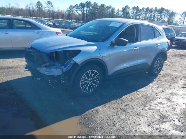 1FMCU0EZ9NUB79515 Ford Escape Se Plug-in Hybrid