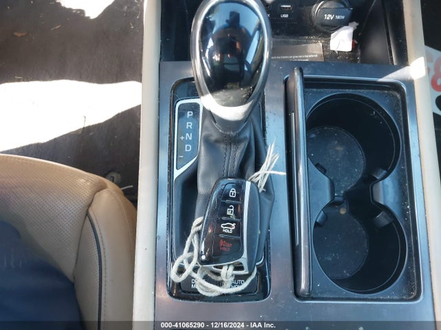 Hyundai Genesis 3.8 2016 KMHGN4JE8GU138613 Image 11