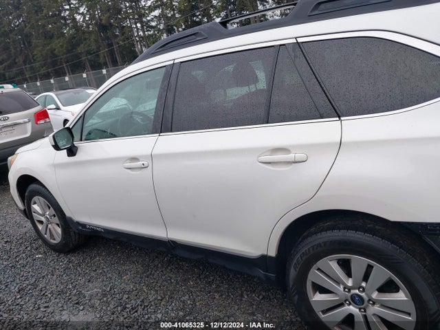 Subaru Outback 2.5i Premium 2015 4S4BSACC4F3240542 Image 15