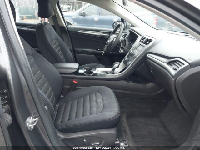 3FA6P0H72FR260888 Ford FUSION SE