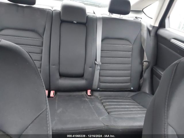3FA6P0H72FR260888 Ford FUSION SE