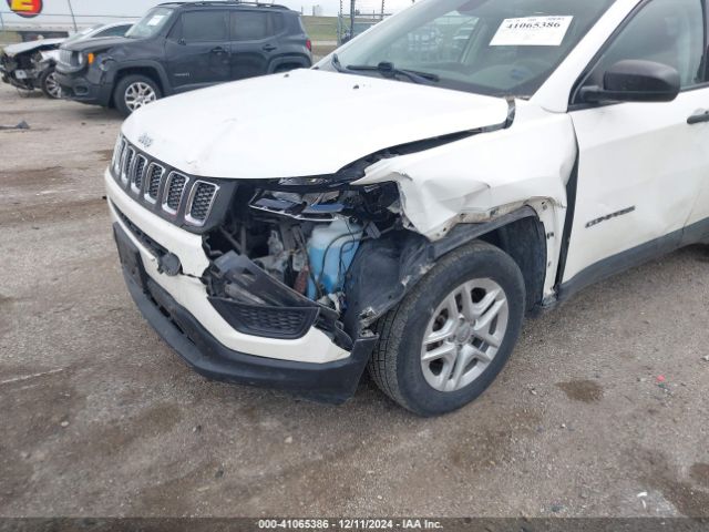 3C4NJCAB3JT286838 Jeep Compass Sport Fwd
