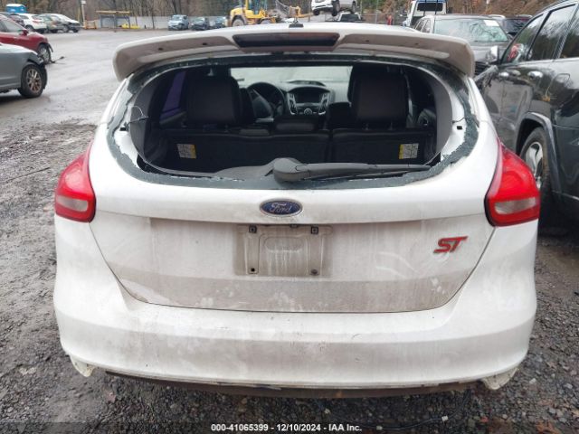 1FADP3L95FL312658 Ford FOCUS ST