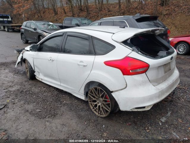 1FADP3L95FL312658 Ford FOCUS ST