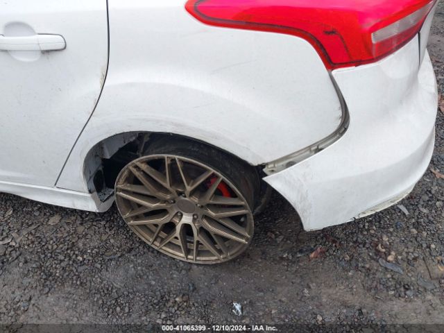 1FADP3L95FL312658 Ford FOCUS ST
