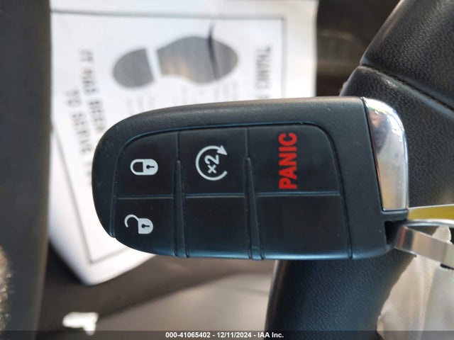 ZACNJABB8LPL25157 Jeep Renegade Latitude Fwd