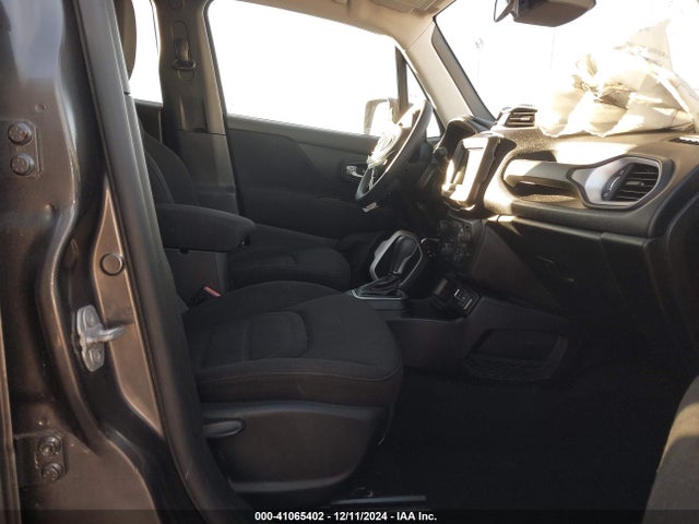 ZACNJABB8LPL25157 Jeep Renegade Latitude Fwd