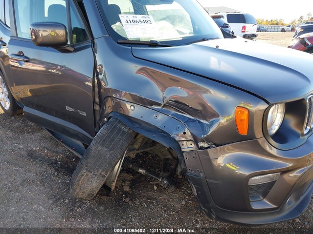 ZACNJABB8LPL25157 Jeep Renegade Latitude Fwd