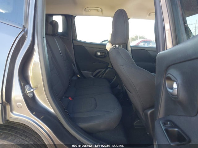ZACNJABB8LPL25157 Jeep Renegade Latitude Fwd