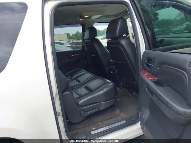 2009 CADILLAC ESCALADE ESV 1GYFK26239R217022 Photo 7