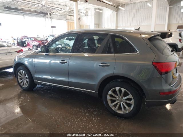 WA1LFAFP1FA113037 Audi Q5 2.0t Premium