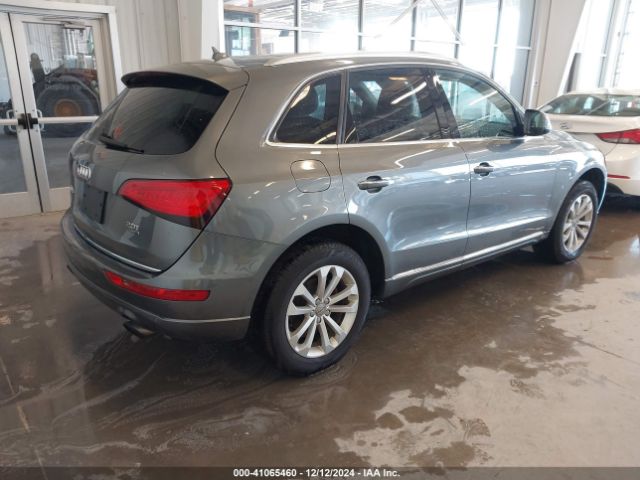 WA1LFAFP1FA113037 Audi Q5 2.0t Premium