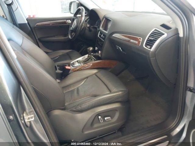 WA1LFAFP1FA113037 Audi Q5 2.0t Premium