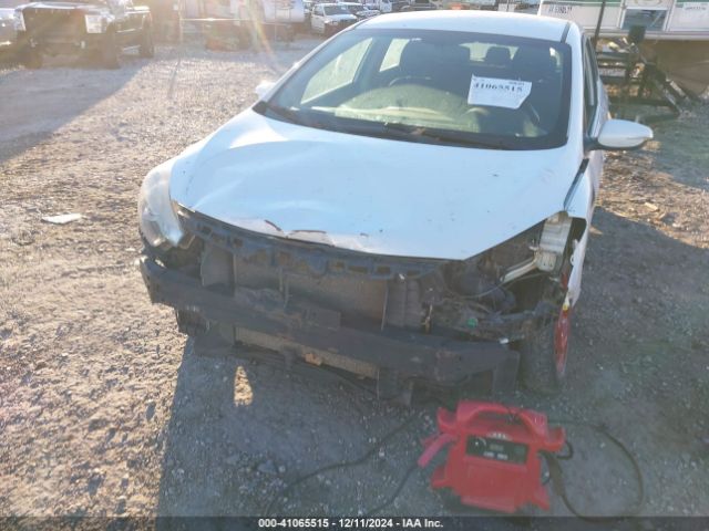 KNAFX5A82G5528964 KIA FORTE EX