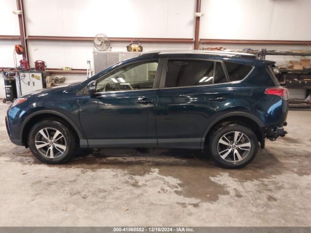 JTMRFREV9JJ220618 Toyota Rav4 Adventure/xle