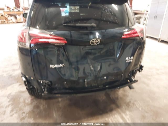 JTMRFREV9JJ220618 Toyota Rav4 Adventure/xle