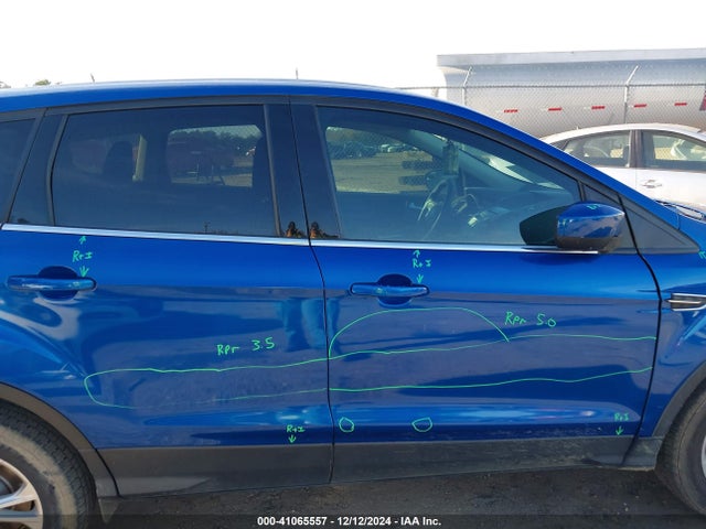 1FMCU0GD3HUA99245 Ford ESCAPE SE