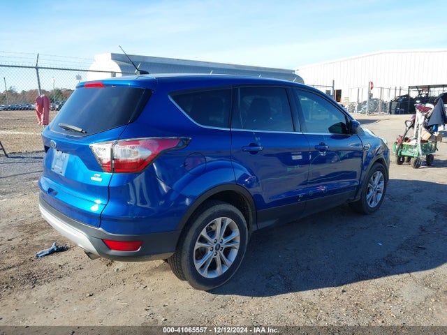 1FMCU0GD3HUA99245 Ford ESCAPE SE