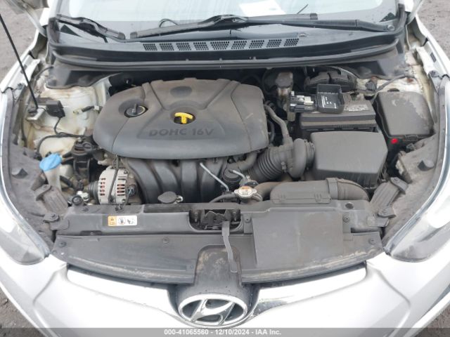 5NPDH4AE9GH674186 Hyundai ELANTRA SE