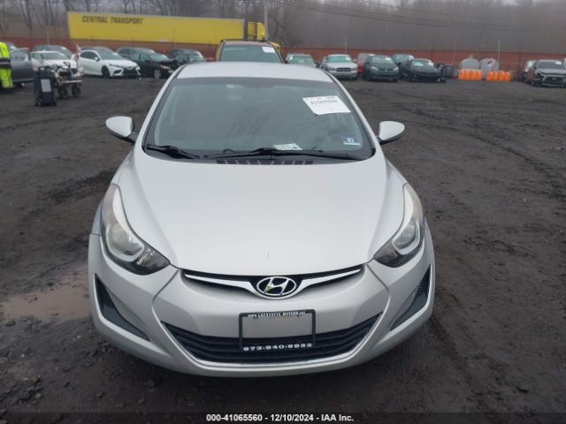 5NPDH4AE9GH674186 Hyundai ELANTRA SE