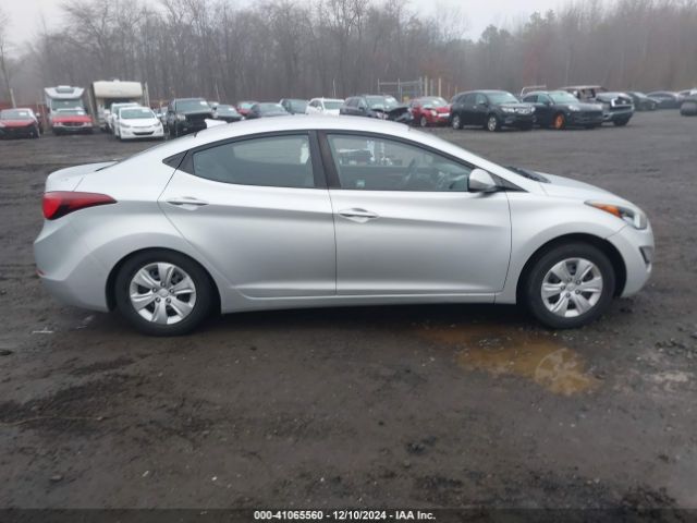 5NPDH4AE9GH674186 Hyundai ELANTRA SE