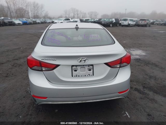 5NPDH4AE9GH674186 Hyundai ELANTRA SE