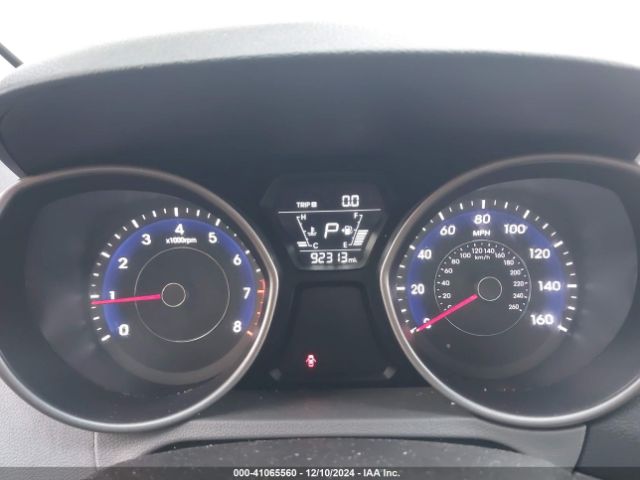 5NPDH4AE9GH674186 Hyundai ELANTRA SE