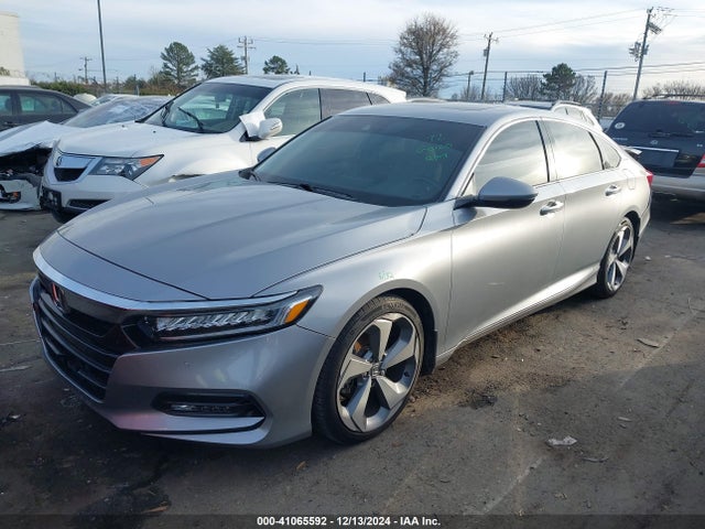 1HGCV1F96JA186439 Honda Accord Touring