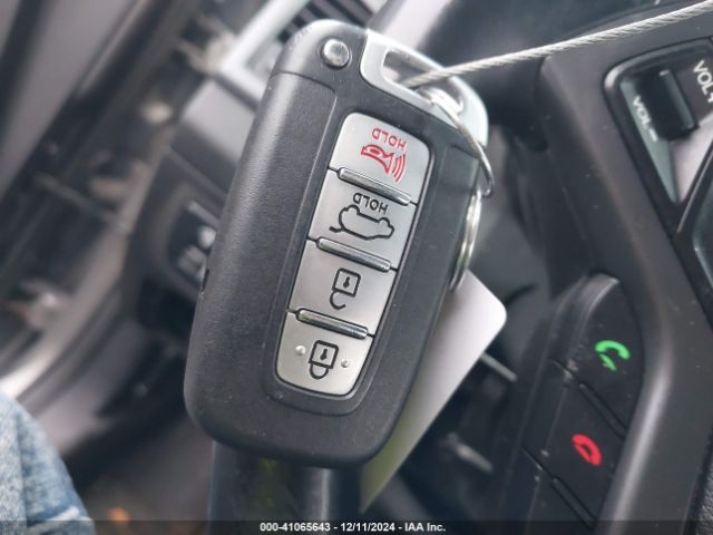 KMHTC6AE4FU243759 Hyundai Veloster Turbo