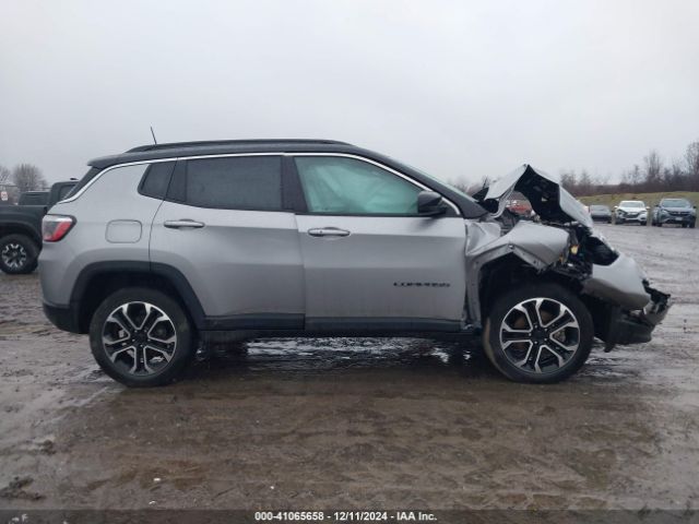 3C4NJDCB0NT203665 Jeep Compass Limited 4x4